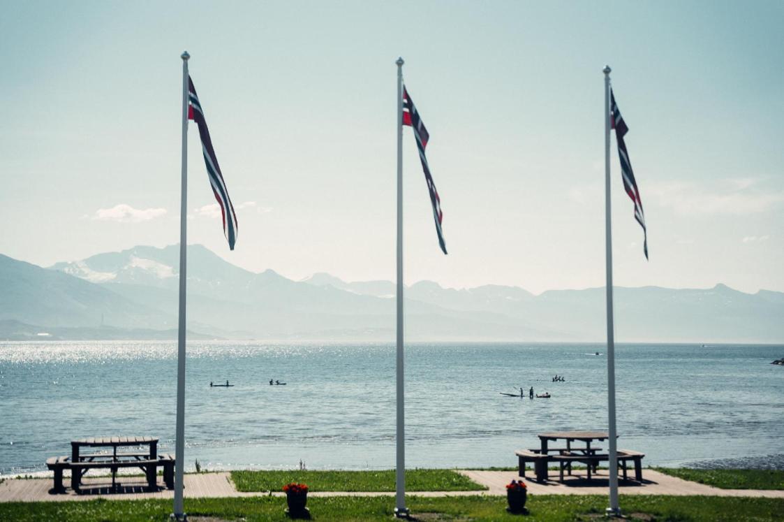 Bjerkvik Hotell Екстер'єр фото
