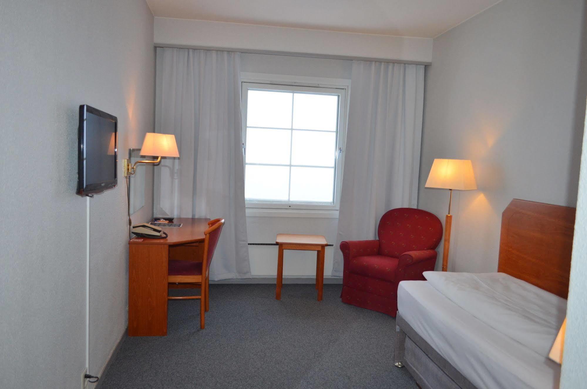 Bjerkvik Hotell Екстер'єр фото