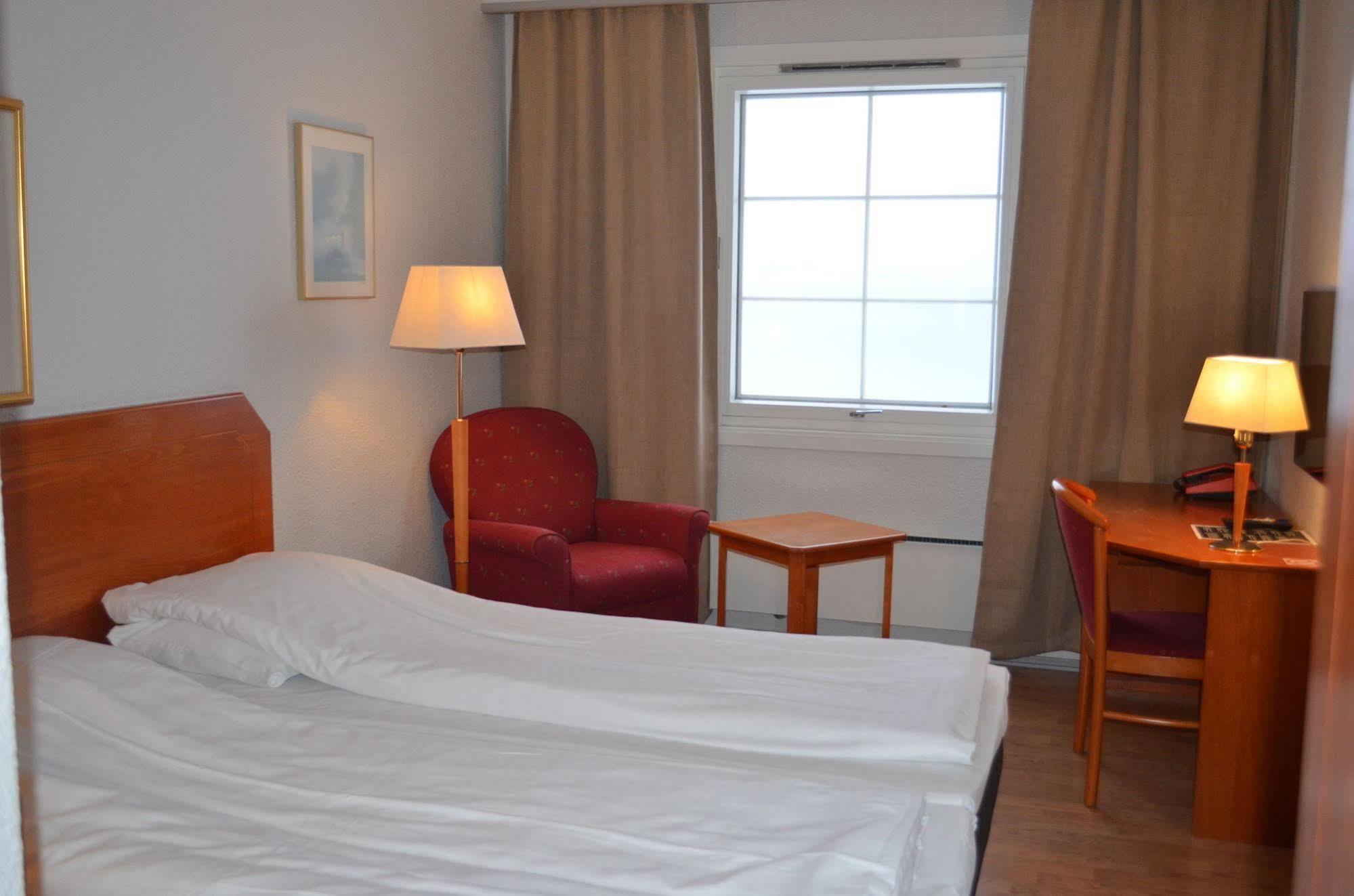 Bjerkvik Hotell Екстер'єр фото